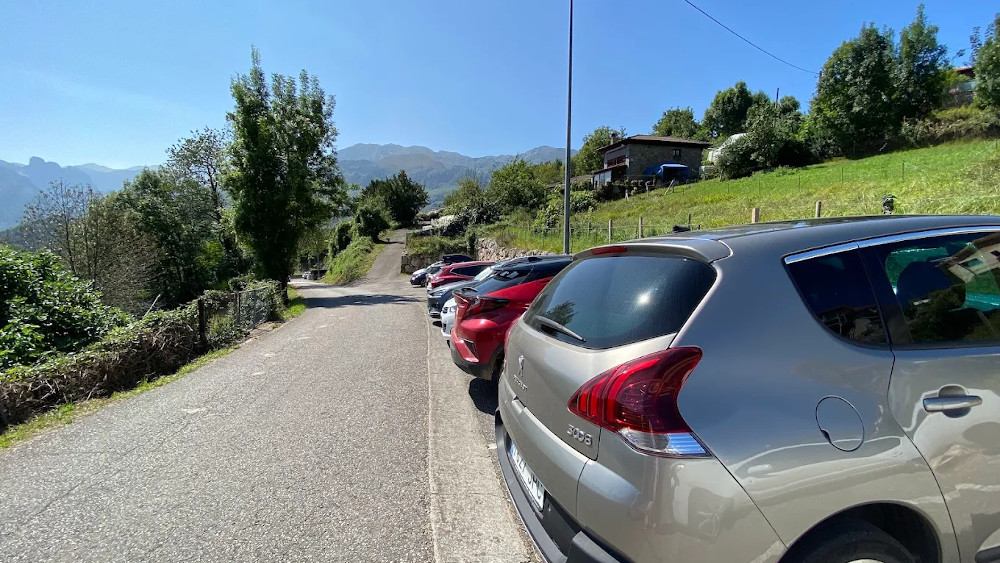 Parking de Asiegu 1